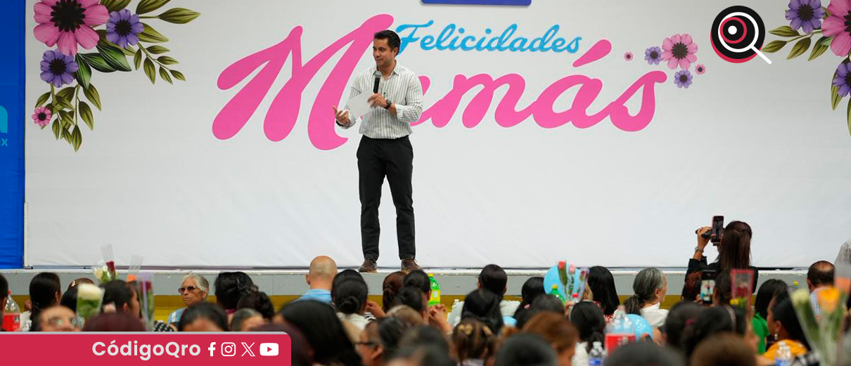 El presidente municipal de Querétaro, Felipe Fernando Macía Olvera, celebró el Día de las Madres en San Juan del Río