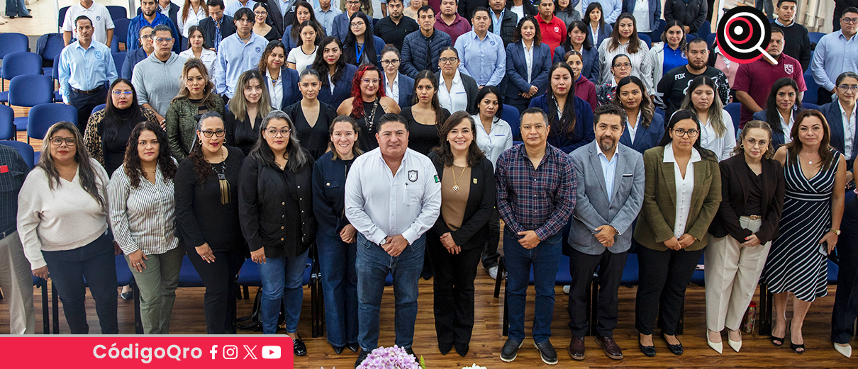 UAQ entrega 130 plazas al STEUAQ y fortalece certeza laboral