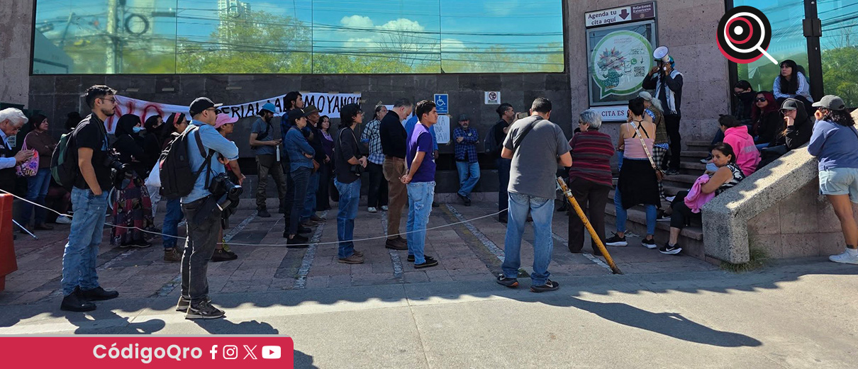 Militantes de Morena Querétaro protestaron por la captura de Nicolás Maduro