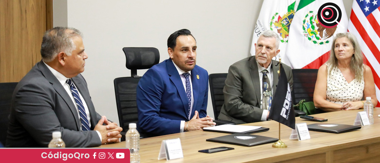 El titular de SSC firmó una alianza de colaboración entre Querétaro y Laredo, Texas