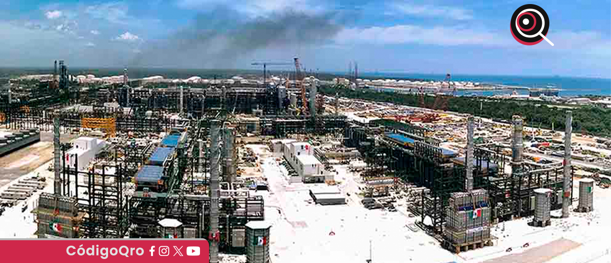Pemex sofoca incendio registrado en la Refinería Olmeca, en Tabasco