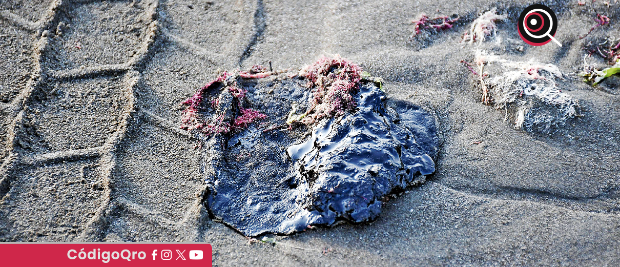 Recogen 128 toneladas de residuos tras derrame de combustible