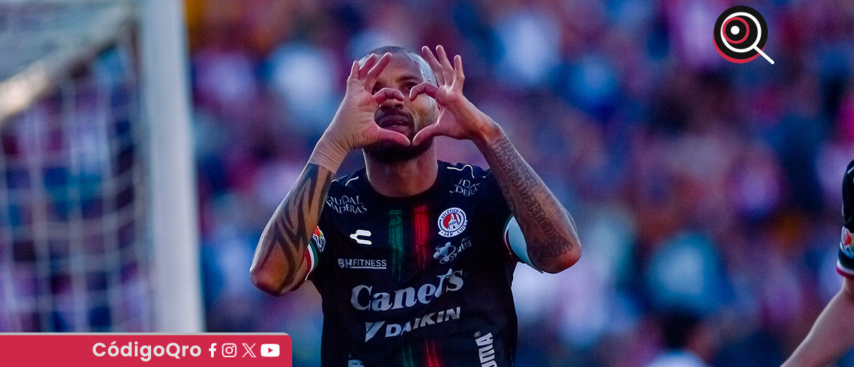 Atlético de San Luis goleó 3-0 a los Gallos Blancos de Querétaro