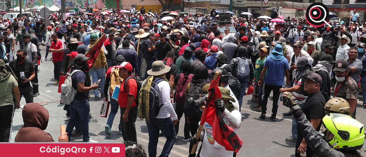 La CNTE amenaza con protestar en el Estadio Azteca