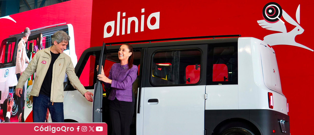 La presidenta de México, Claudia Sheinbaum, condujo el auto eléctrico Olinia