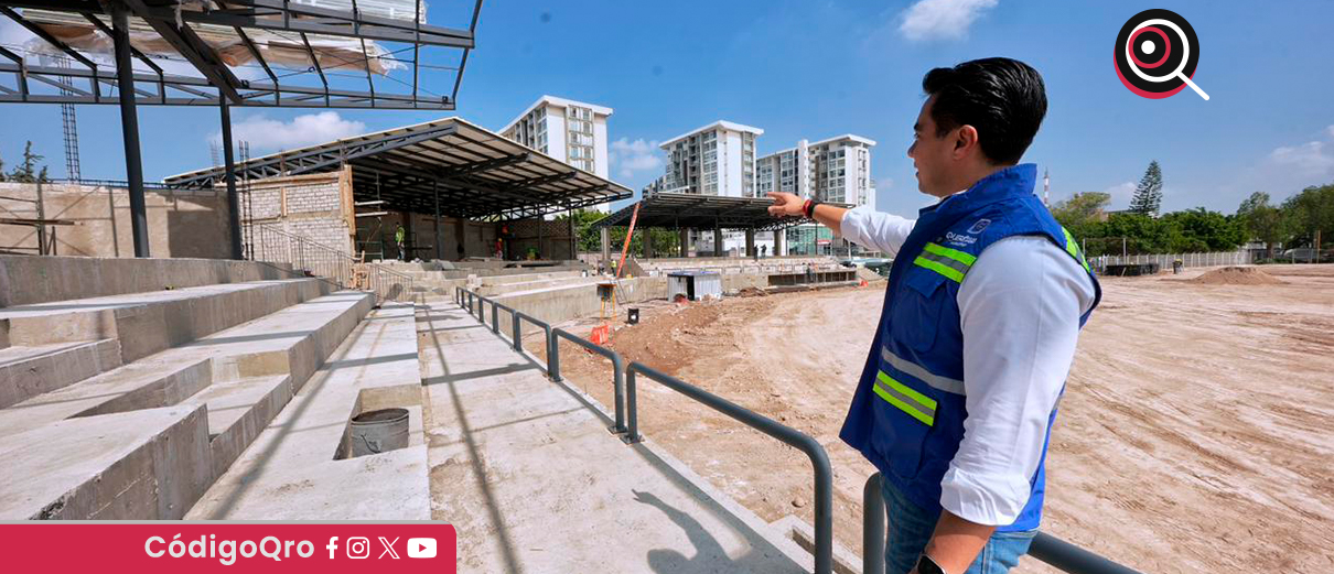 El presidente municipal de Querétaro, Felifer Macías, supervisó la rehabilitación de la Unidad Deportiva Josefa Ortiz de Domínguez