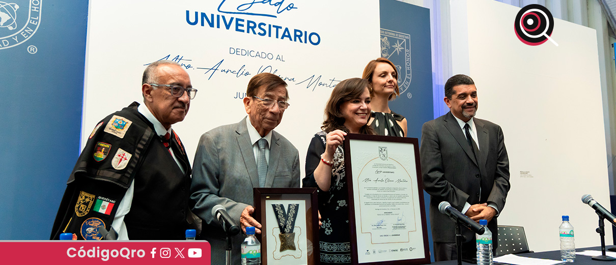 La UAQ reconoció al maestro Aurelio Olvera Montaño