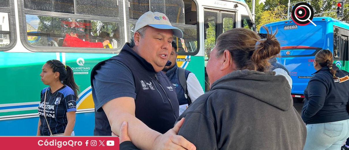 Opera ruta sin costo por obras del tren México -Querétaro en avenida Corregidora