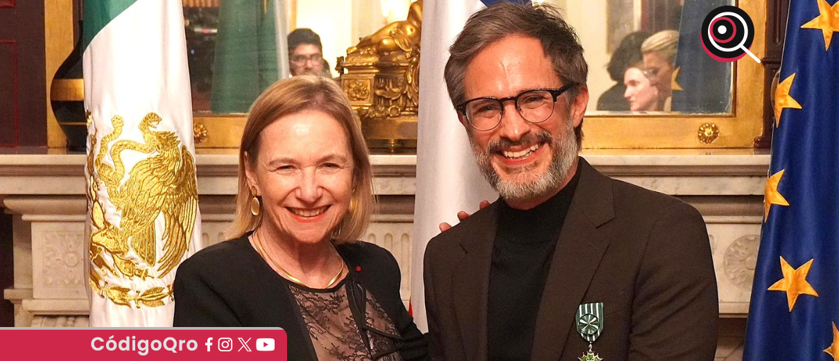 Gael García Bernal, Gael García, Francia