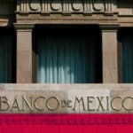 Banxico deja sin cambio tasa de interés en 4% ante repunte de inflación