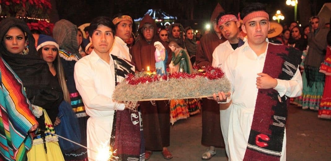 Las posadas en México son sinónimo de ponche, fiesta, comida, dulces y luces. Foto; Especial