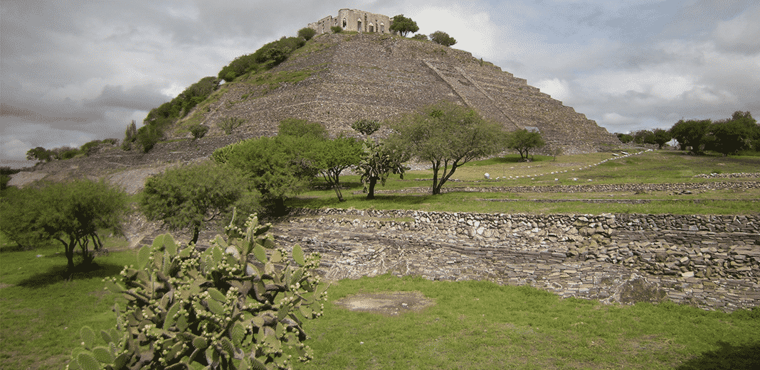 Popularmente, la zona arqueológica de El Cerrito es conocida como la Pirámide de El Pueblito. Foto: Especial