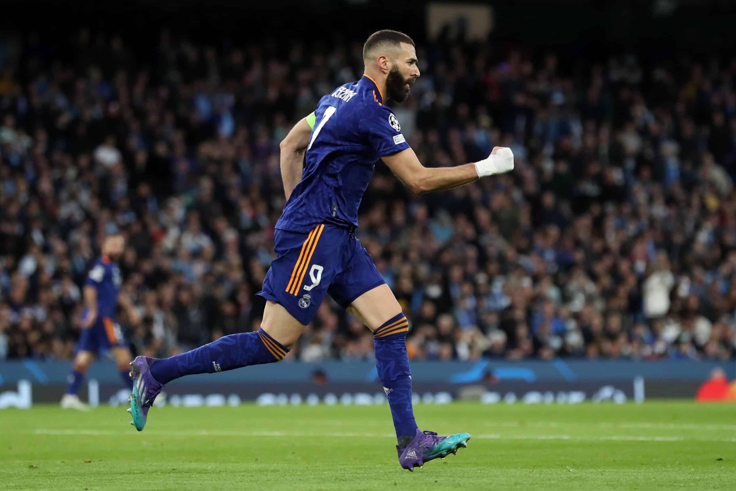 Benzema apareció en el área tras un centro de Mendy, para acercar a su equipo en el marcador