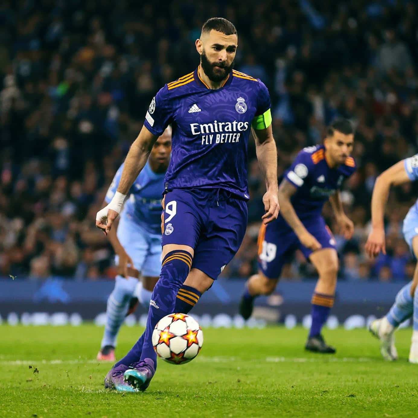 A lo panenka el francés desahogó el grito de gol y puso las papeletas 4-3