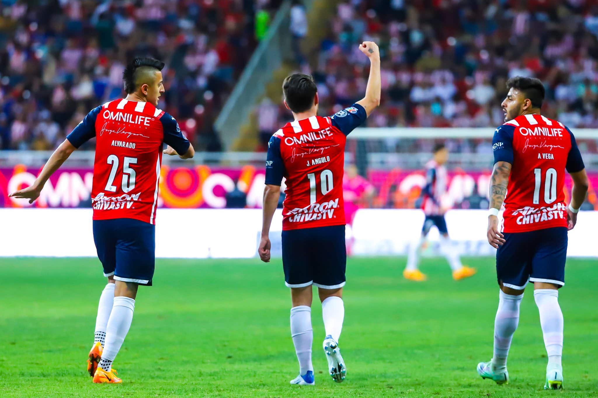 las Chivas son el equipo más enrachado de la Liga MX, con 5 triunfos de forma consecutiva