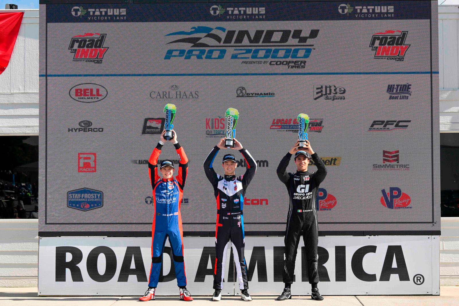 El piloto mexicano Salvador de Alba sumó su segundo podio en la temporada 2022 de la Indy Pro 2000. Foto: Especial