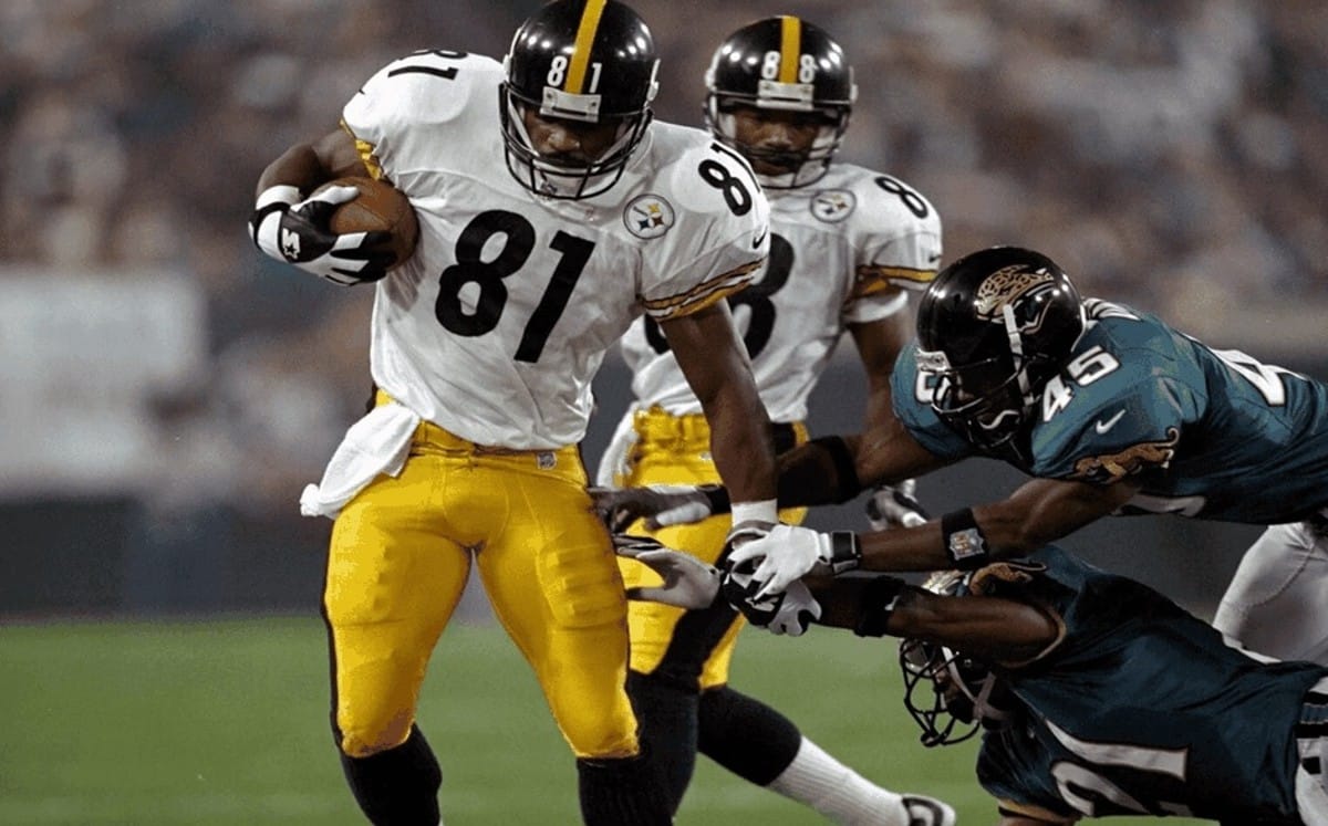 Charles Johnson fue seleccionado en la primera ronda del NFL Draft 1994, por los Steelers,