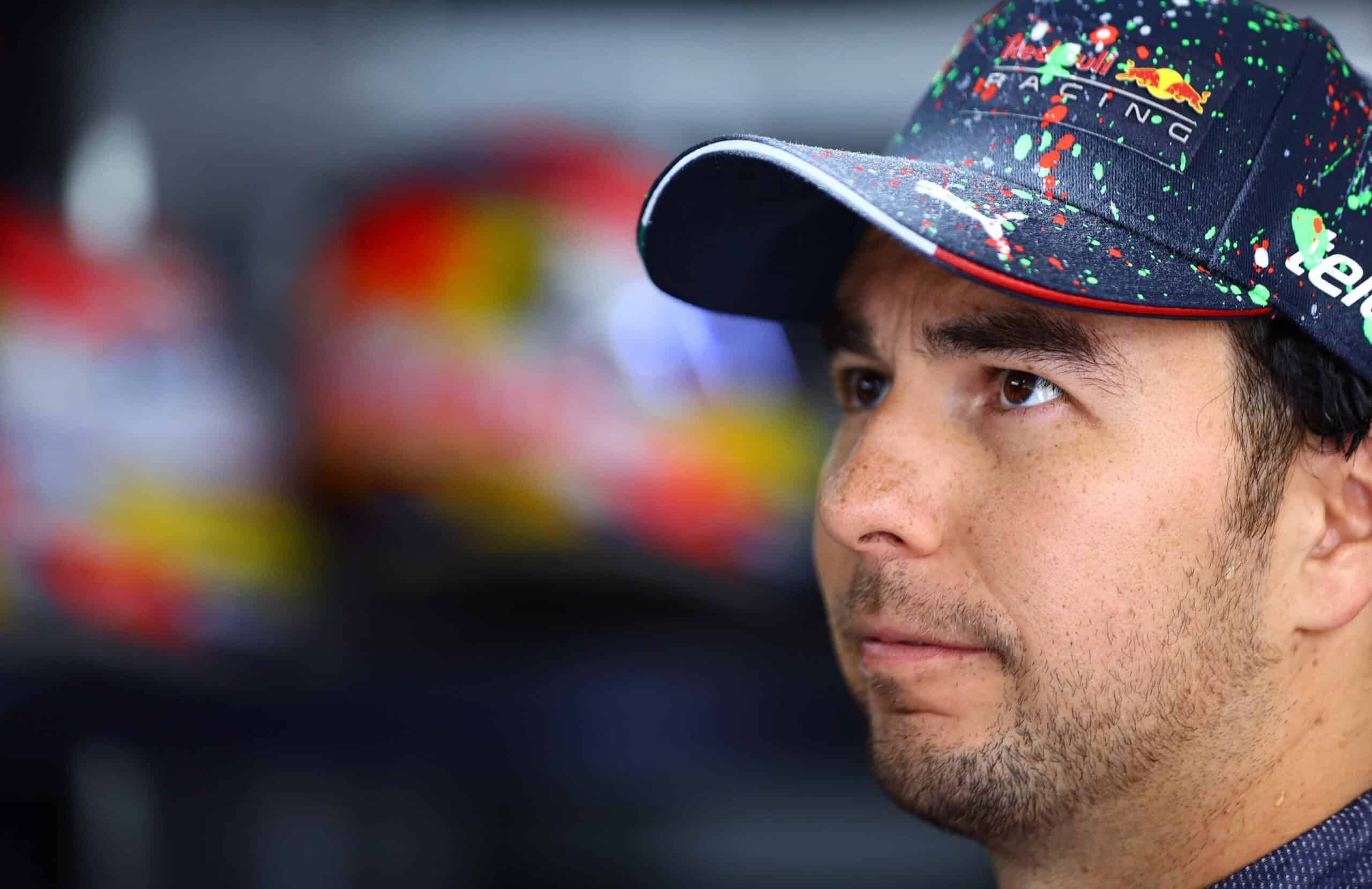 El piloto mexicano de Red Bull, Sergio "Checo" Pérez, se mantiene en tercer lugar del Campeonato de Pilotos. Foto: Especial