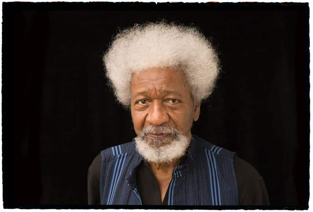 Wole Soyinka inició en el mundo literario como guionista y actor de teatro