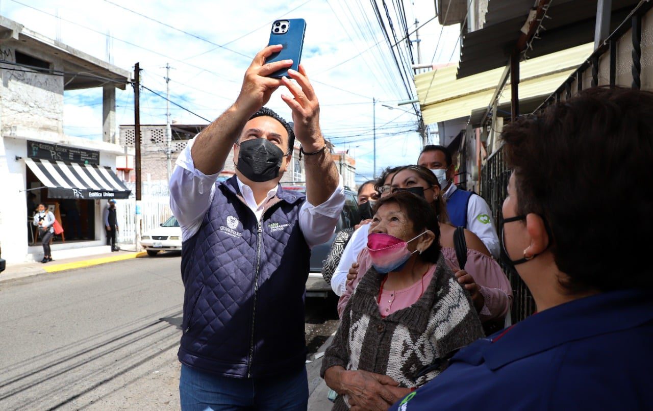 Algunas personas reconocieron el apoyo del municipio de Querétaro con el programa de Dignificación de Condominios