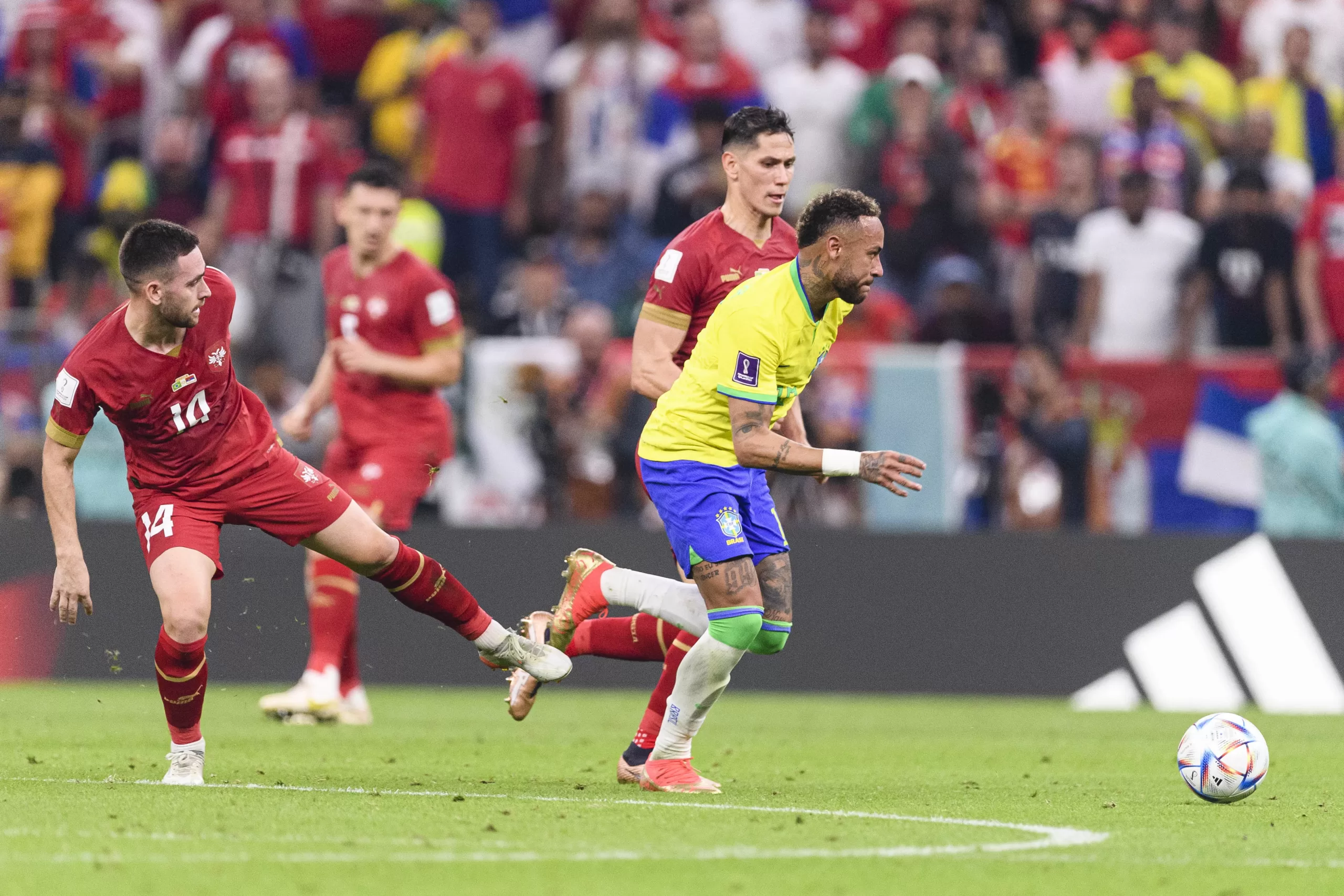 Neymar inició la jugada que culminó en el primer gol de Brasil