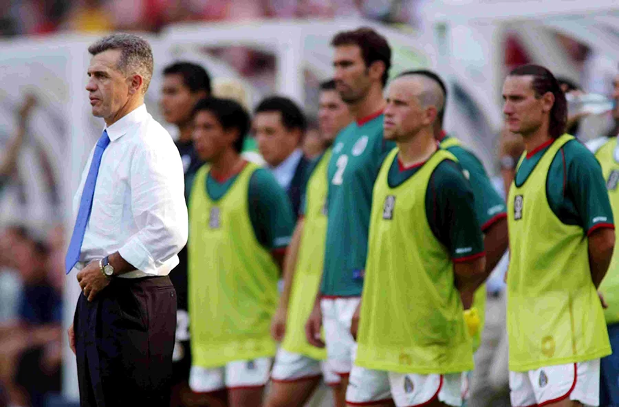 De la manon de Javier Aguirre el Tri clasificó primero de grupo en Corea-Japón 2002