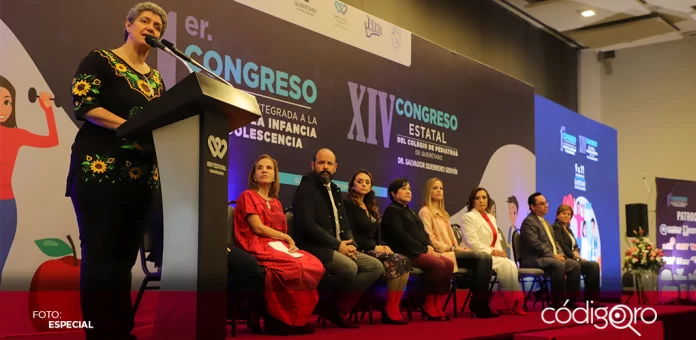La rectora de la UAQ, Teresa García Gasca, participó en el congreso sobre salud de infancia y adolescencia. Foto: Especial