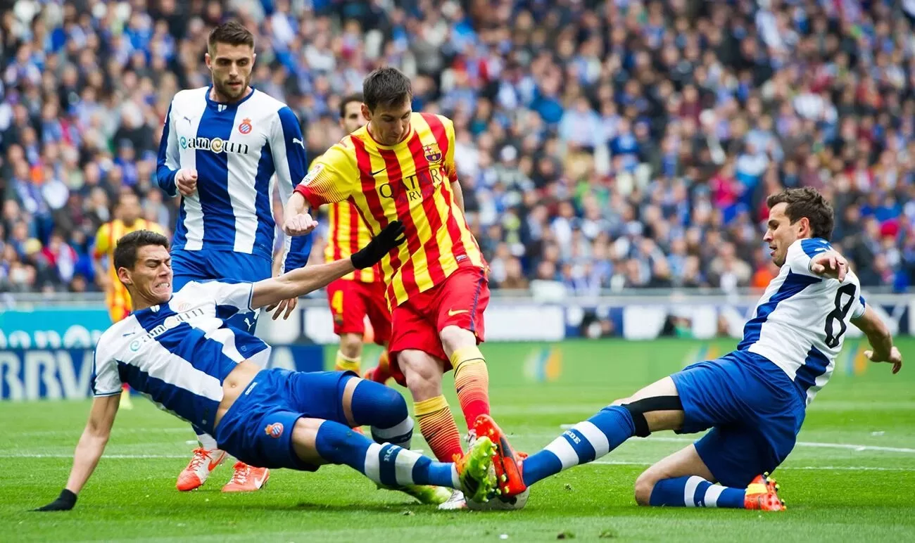 Héctor Moreno disputó cuatro temporadas con los "Periquitos" (2011-2015)