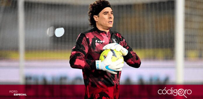 El Salernitana, el equipo Guillermo Ochoa, derrotó 2-1 al Lecce, en un partido donde el portero mexicano tuvo tres atajadas