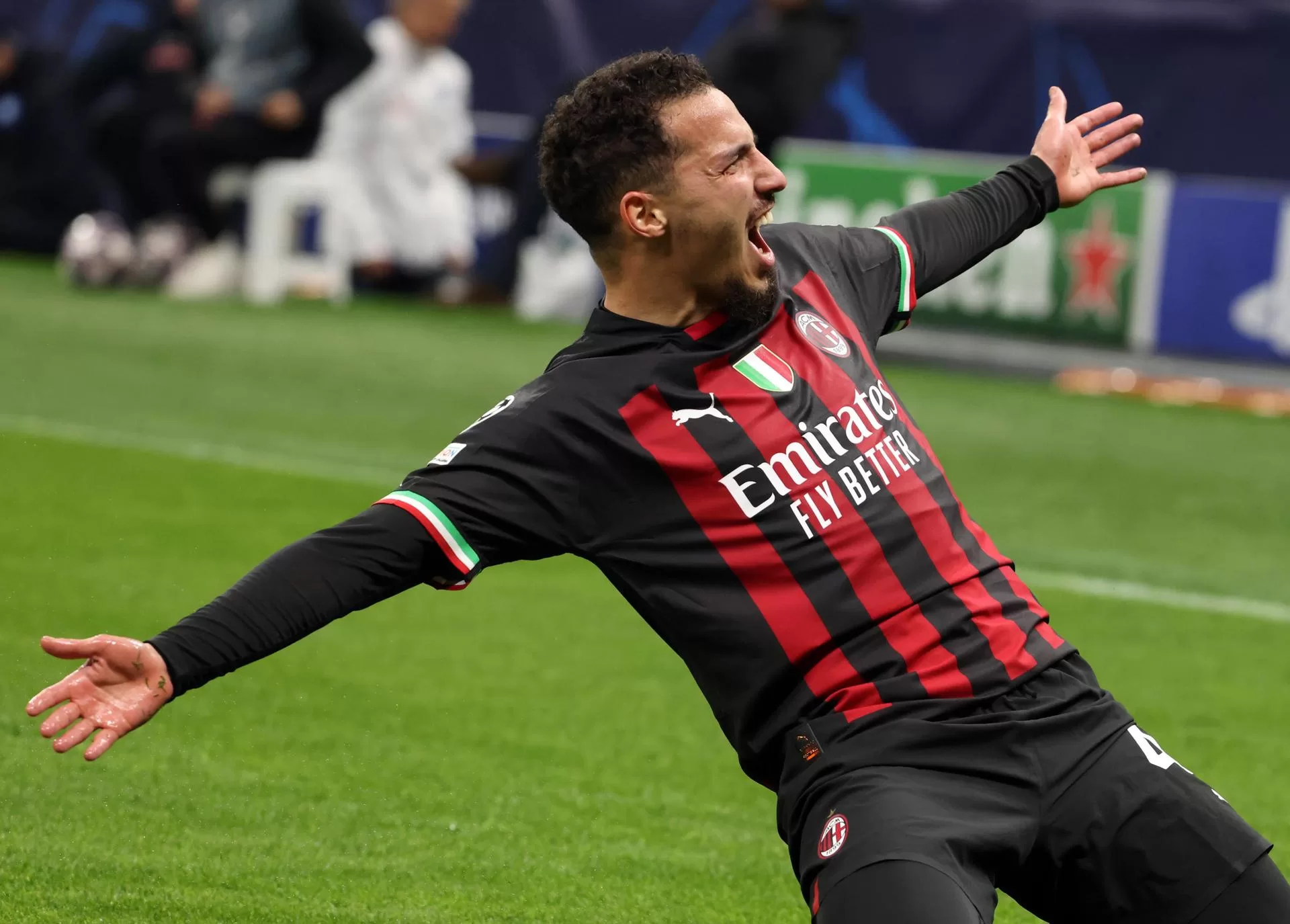 Bennacer marcó el gol de la diferencia para el AC Milan