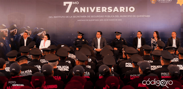 Celebran los 7 años del Instituto Policial de Estudios Superiores del municipio de Querétaro. Foto: Especial