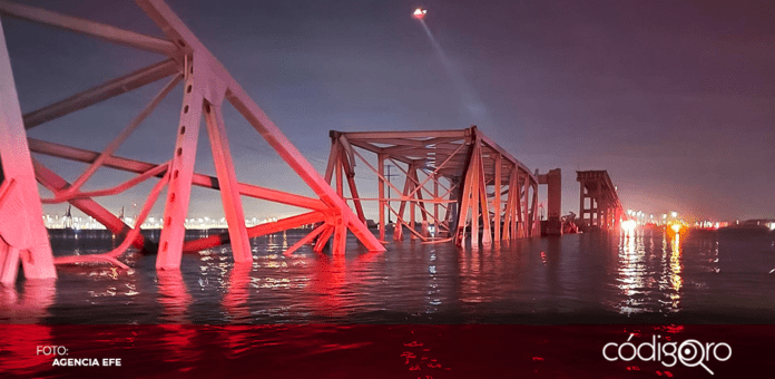 El FBI investiga el derrumbe de un puente de Baltimore, tras el choque de un carguero. Foto: Agencia EFE