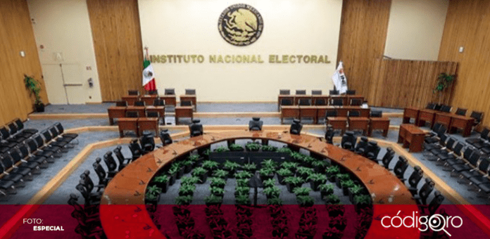 De acuerdo con el INE, la entrevista que concedió el presidente de México a la periodista rusa Inna Afinogenova va contra la veda electoral
