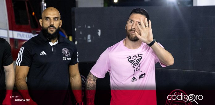 Aficionados mexicanos ovacionan a Messi a su llegada a Monterrey