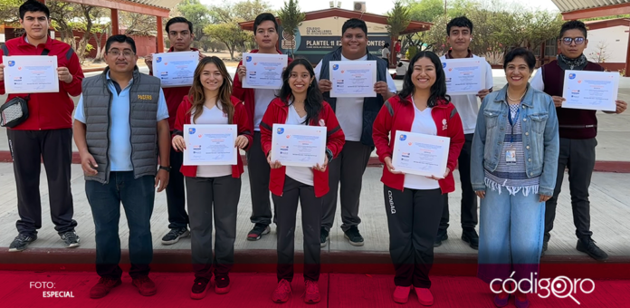 Estudiantes queretanos  obtuvieron dos medallas de oro en el concurso Infomatrix Iberoamérica 2024; las categorías galardonadas fueron robótica y animación