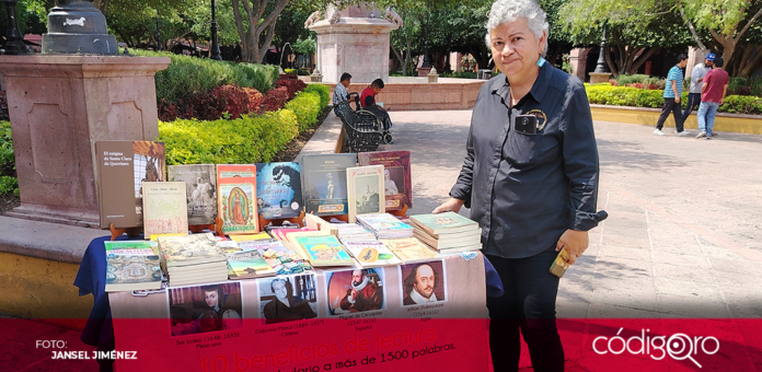 En el Día Internacional del Libro la Asociación de Libreros, Revisteros y Comiqueros aprovecha para obsequiar libros en Querétaro