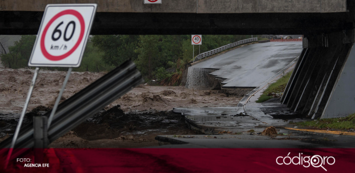 Las lluvias por la tormenta Alberto han dejado 4 personas fallecidas, inundaciones y cierre de carreteras en Monterrey, así como ríos y arroyos desbordados; mientras que el gobierno de Nuevo León anunció la apertura de las compuertas de la presa La Boca