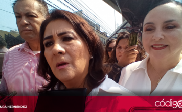 Beatriz Robles Gutiérrez recibió su constancia de mayoría como senadora electa de Morena. Foto: Rosaura Hernández