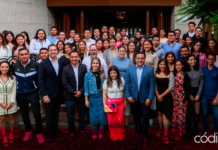 El alcalde de Querétaro, Luis Bernardo Nava, se reunió con jóvenes en la "Mañana de Inspiración y Liderazgo", en donde llamó a la juventud a participar y trabajar para construir una mejor ciudad