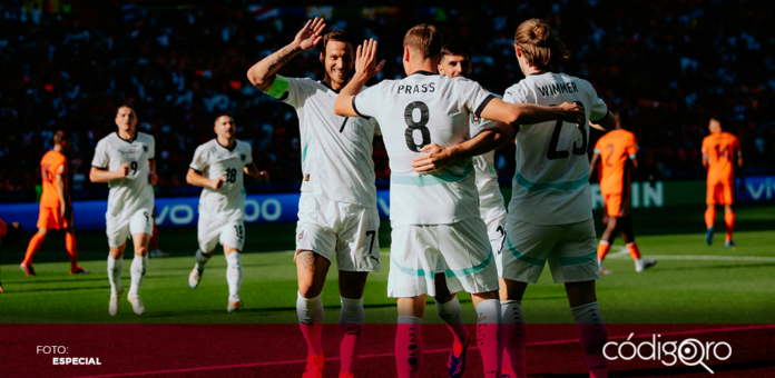 Austria derrotó a la Selección de Países Bajos y se clasificó como líder del Grupo D, por delante de Francia que no pudo vencer a Polonia
