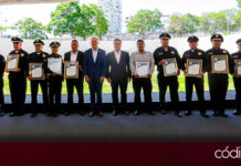El alcalde de Querétaro, Luis Nava, encabezó la ceremonia por el 26 Aniversario de la SSPMQ, una corporación que evoluciona con el municipio para procurar la seguridad y tranquilidad de las familias, dijo