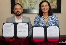 La titular de SEDEQ, Martha Elena Soto y su homólogo de Guanajuato, Jorge Enrique Hernández, firmaron una carta de intención para compartir estrategias encaminadas a fortalecer y fomentar el desarrollo integral desde las primeras etapas de la educación 