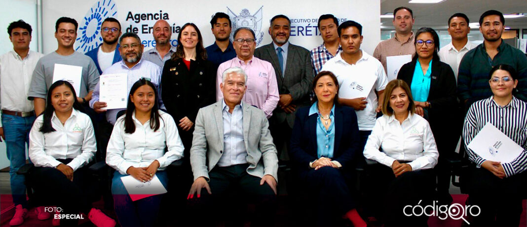 La Agencia de Energía entregó certificaciones a nuevos expertos. Foto: Especial