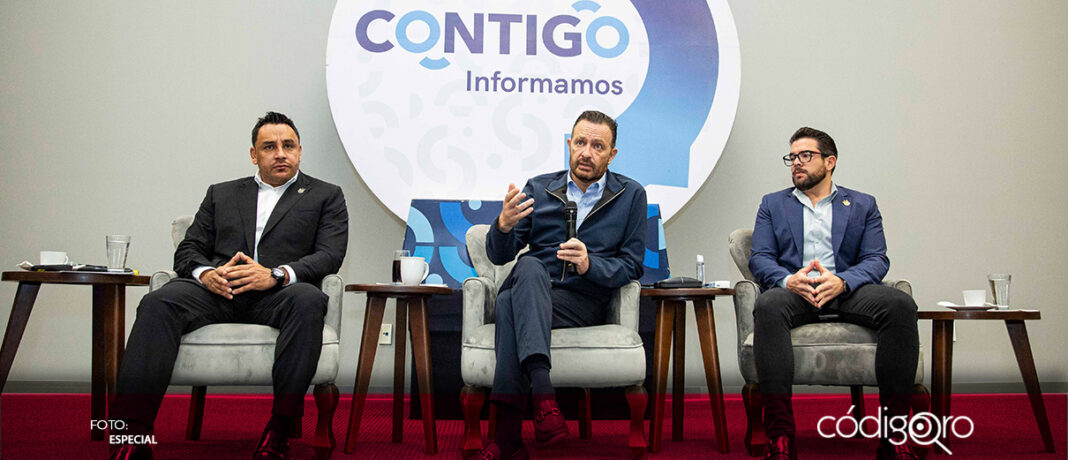 El gobernador Mauricio Kuri y el titular de la SSC, Iván Elías Pérez, dieron a conocer que agencias internacionales de seguridad reconocieron a Querétaro como un aliado en el combate del tráfico de armas; la seguridad de los queretanos es lo más importante, aseguró