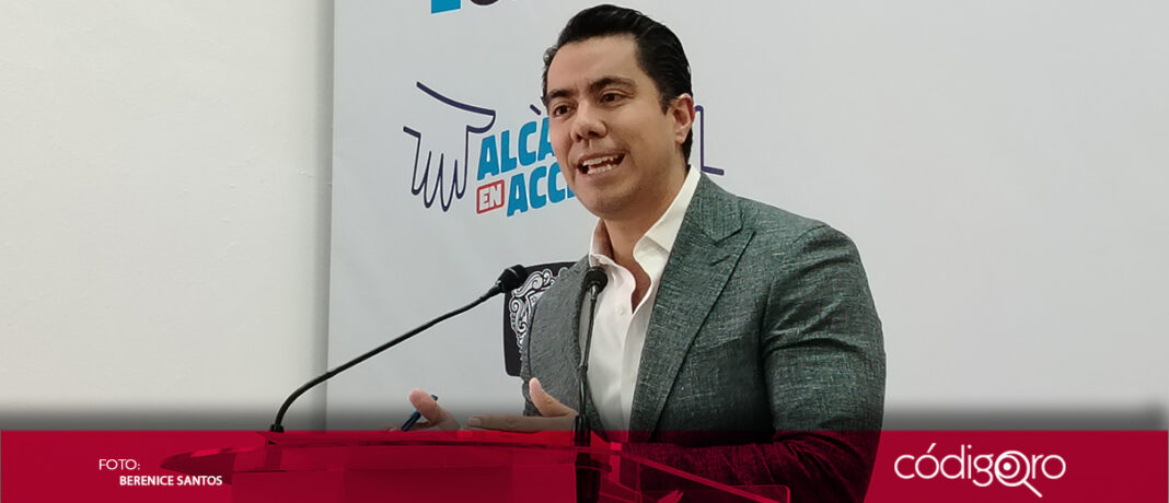 El presidente municipal de Querétaro, Felifer Macías, aseguró que no dará ningún permiso más para la venta por parte de ambulantaje; esto, luego de que un grupo de comerciantes buscara condicionarlo para desocupar la calle Madero en el Centro Histórico