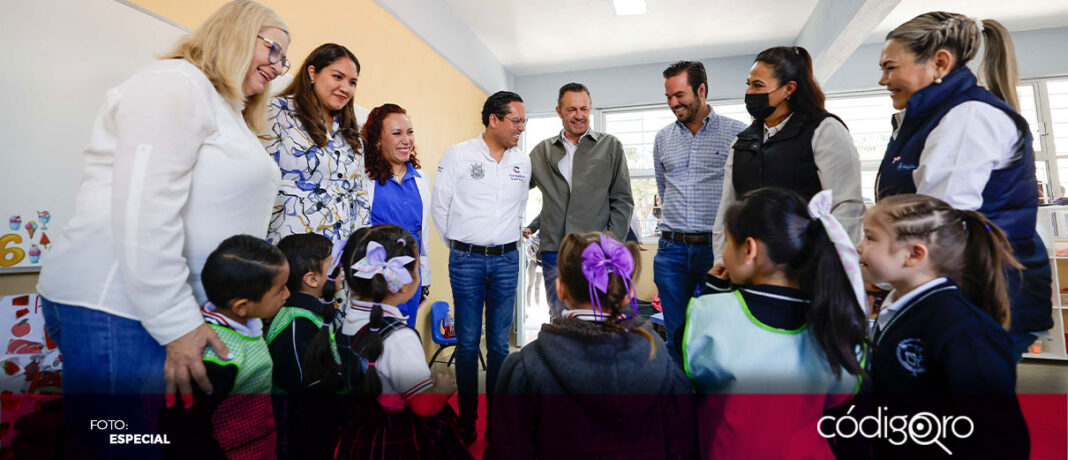 Mauricio Kuri encabezó la entrega de un edificio de dos niveles y obras en el exterior del Preescolar 