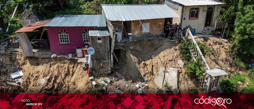 Entre 200 y 300 viviendas tendrán que reubicarse, tras casi un mes del paso del huracán John en Acapulco, Guerrero; autoridades de Protección Civil declararon inhabitables o en alto riesgo a cinco colonias