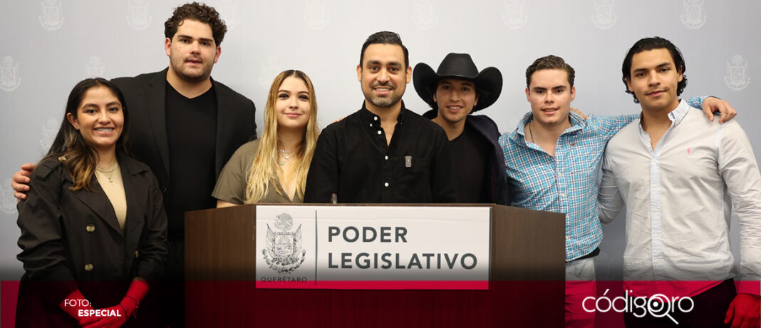 El diputado local de Morena, Homero Barrera McDonald, presentó el Legislatón. Foto: Especial