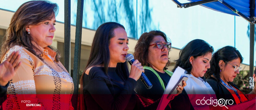 La UAQ conmemoró la lucha para erradicar la violencia contra las mujeres. Foto: Especial