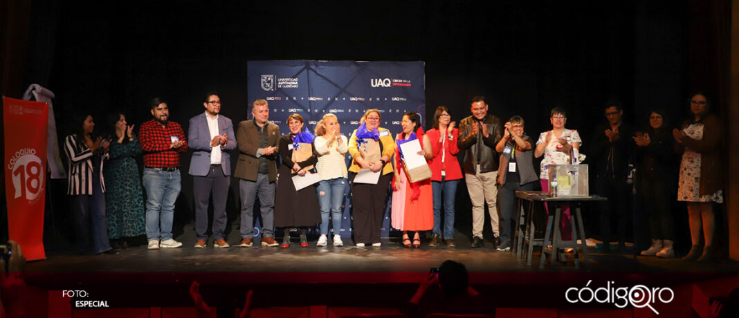 A través de monólogos y rutinas de stand up, especialistas en áreas como química, comunicación, ciencias de la salud y psicología de la UAQ, acercan y difunden el conocimiento científico entre la comunidad universitaria